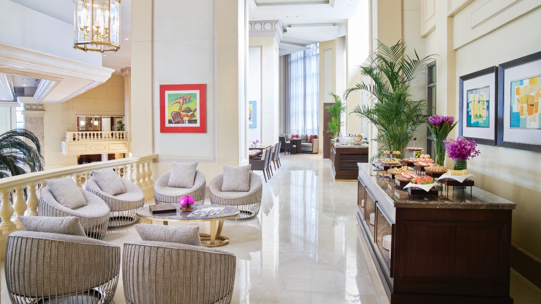 The Gallery Club Lounge | Art Gallery In The Sky | The Peninsula Manila