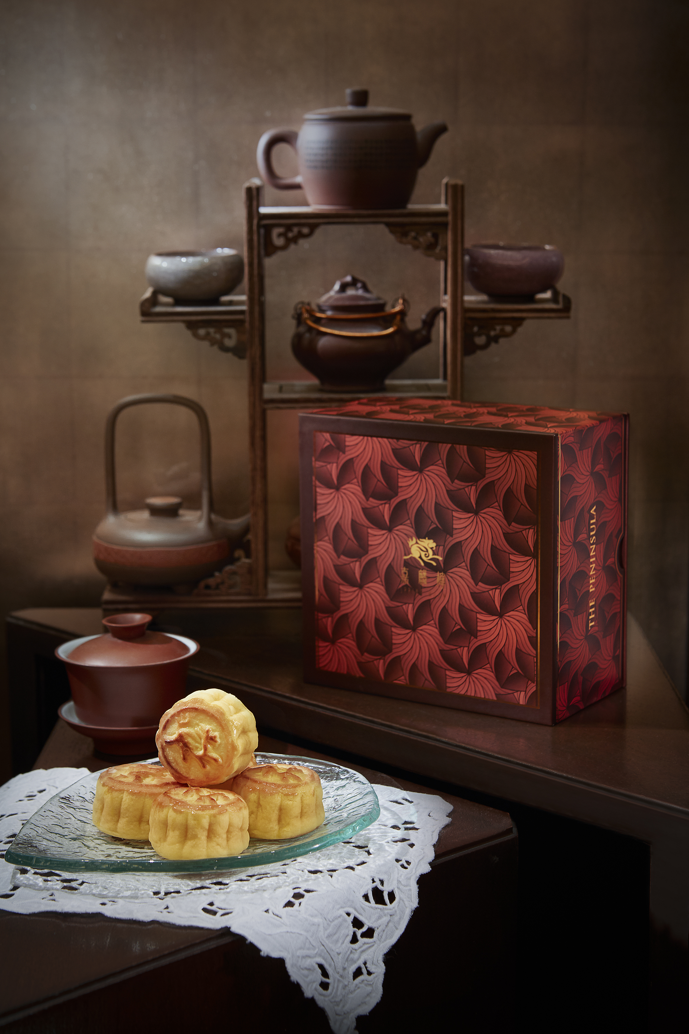 THE PENINSULA BOUTIQUE - The Peninsula mini egg custard mooncakes pack of  eight 280g