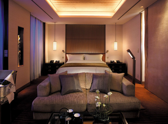 Tokyo Luxury 5 Star Hotel | The Peninsula Tokyo