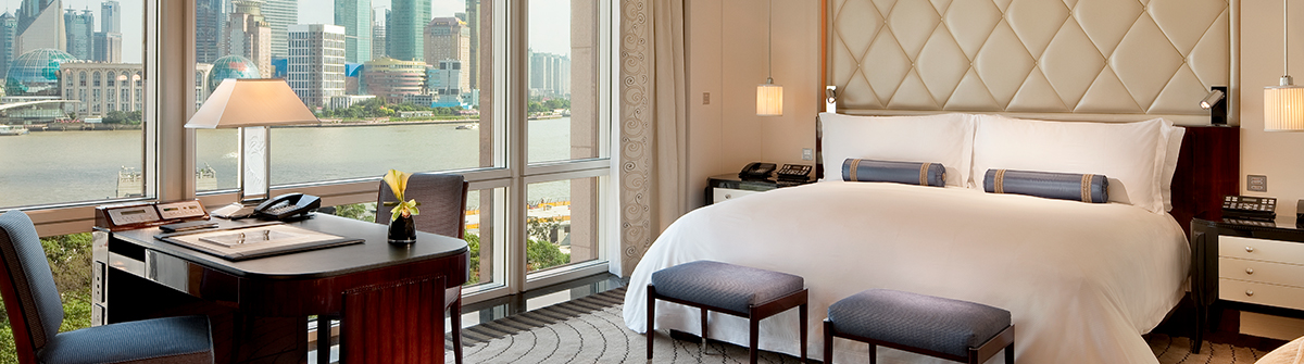 Deluxe River Room At The Peninsula Shanghai 3214